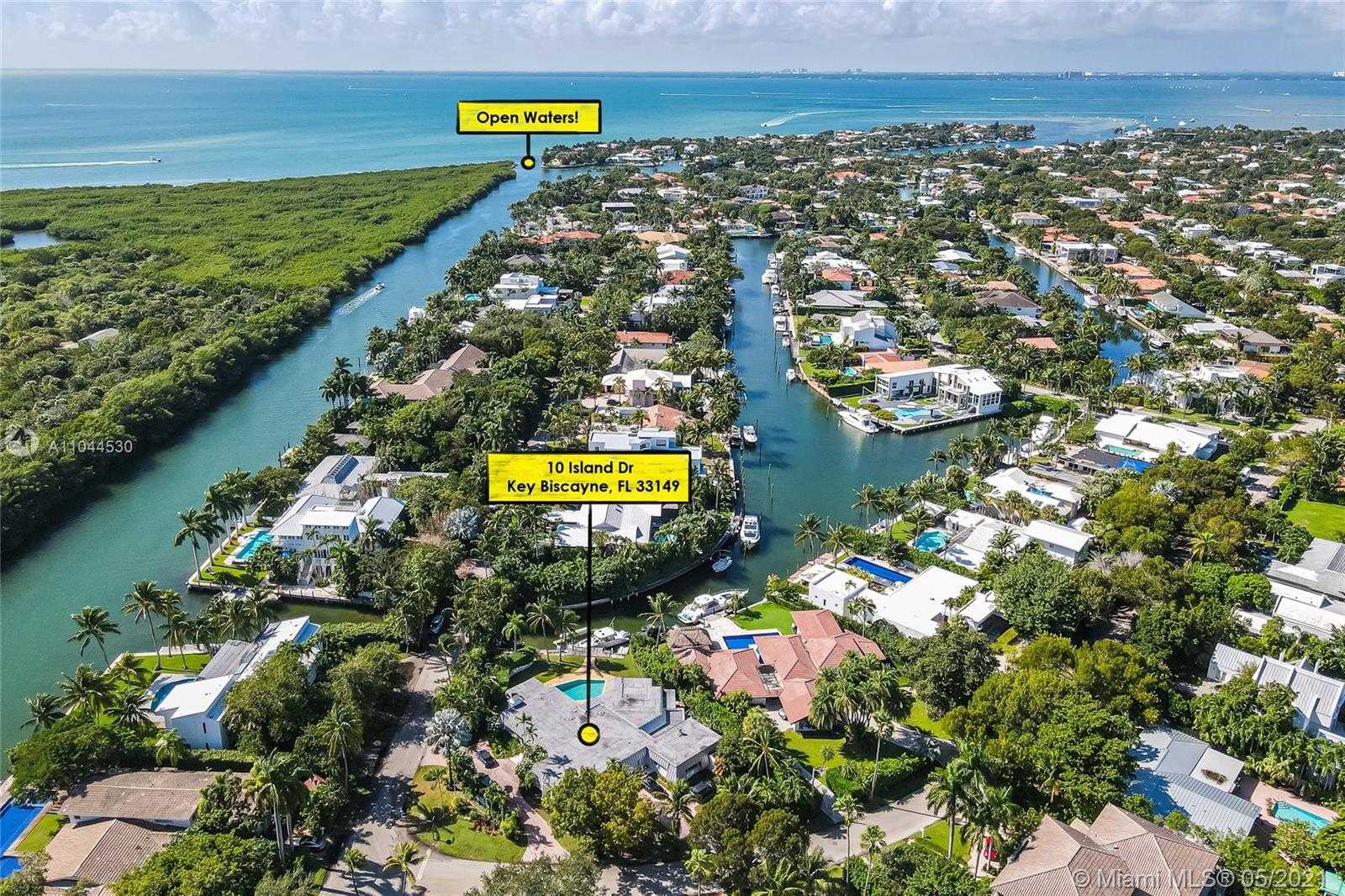 Small Image of 10 ISLAND DR, Key Biscayne Number 37