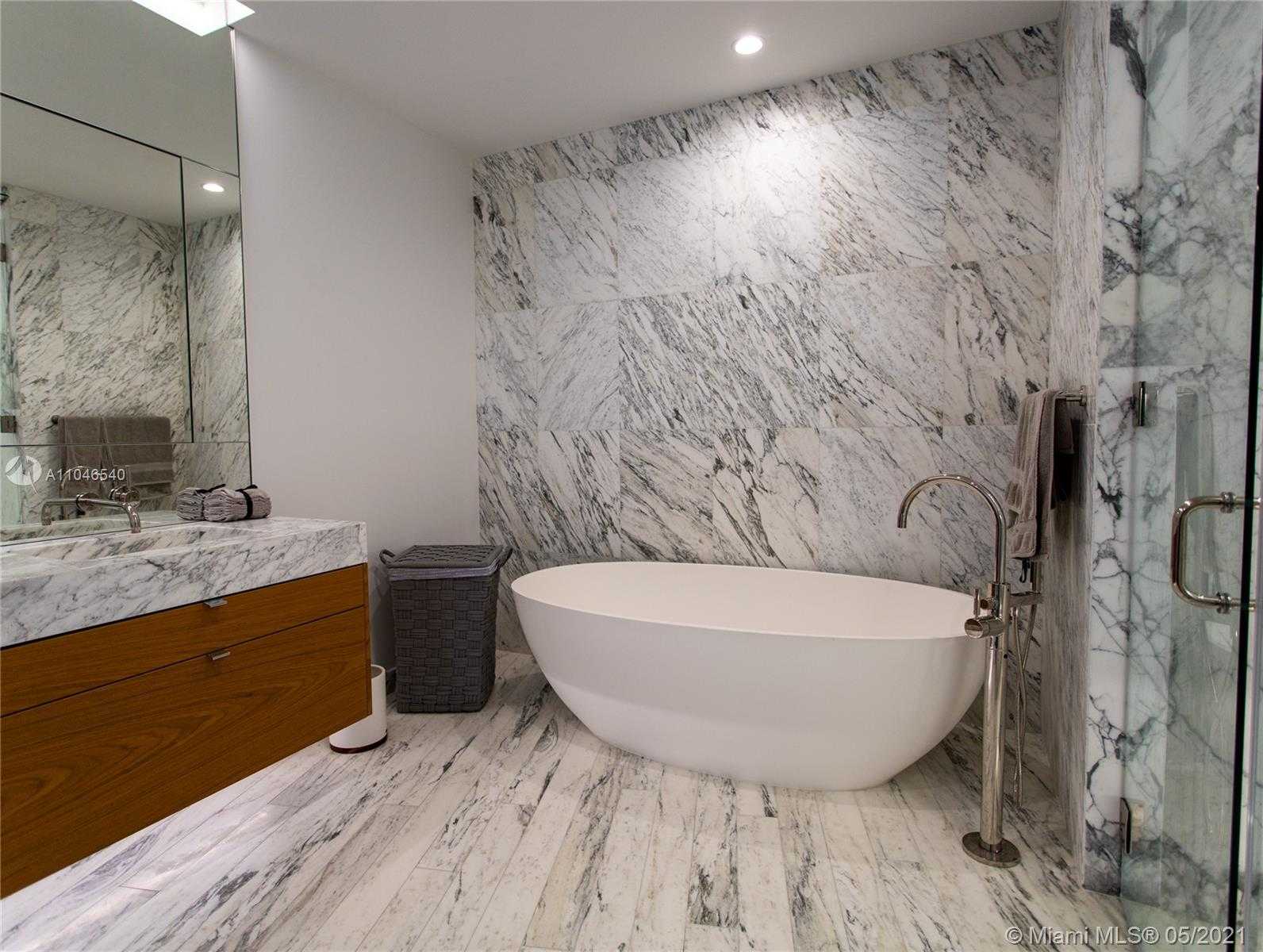 Small Image of 1300 MONAD #8C, North Miami Beach Number 3