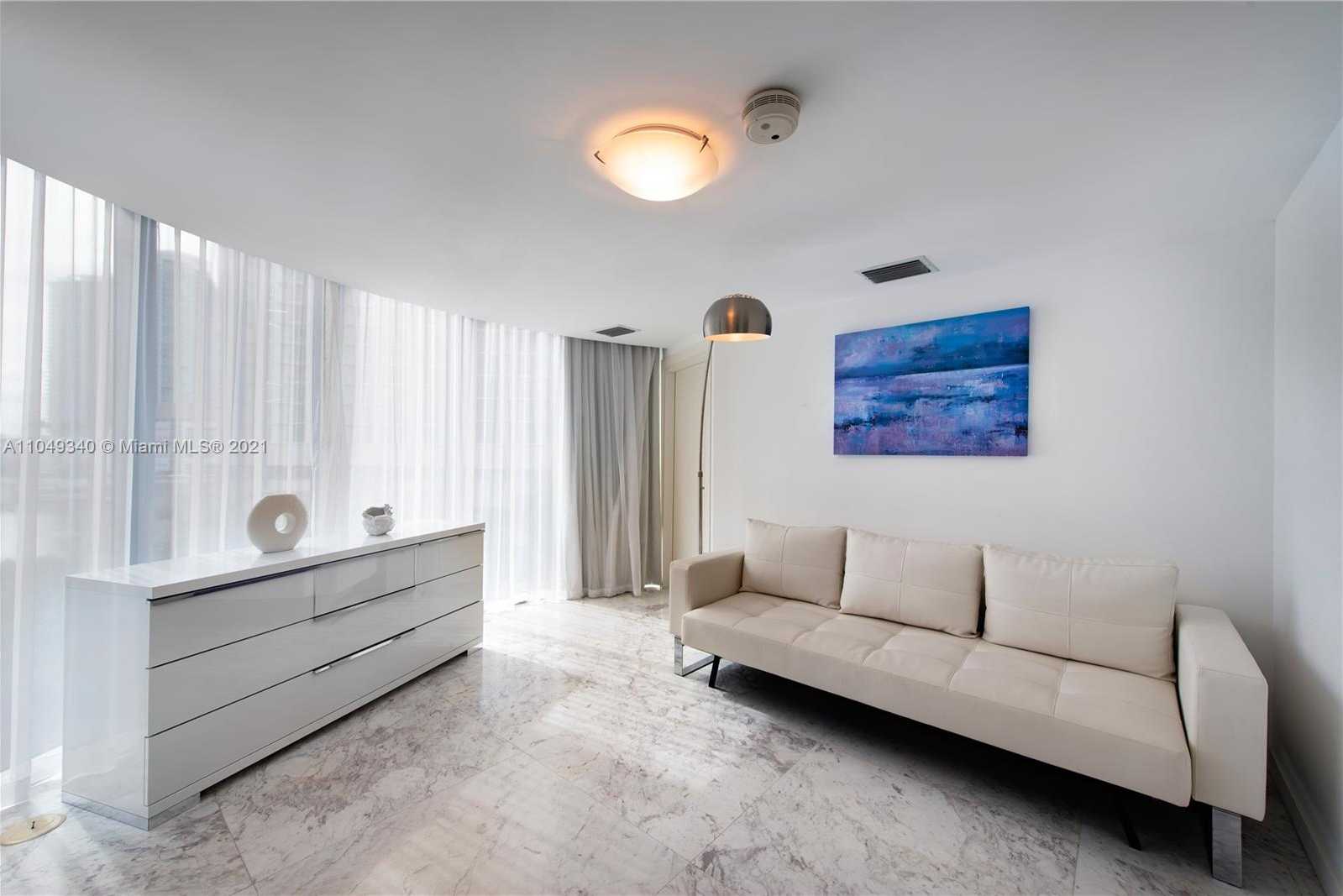 Small Image of 200 BISCAYNE BOULEVARD WAY #502, Miami Number 11
