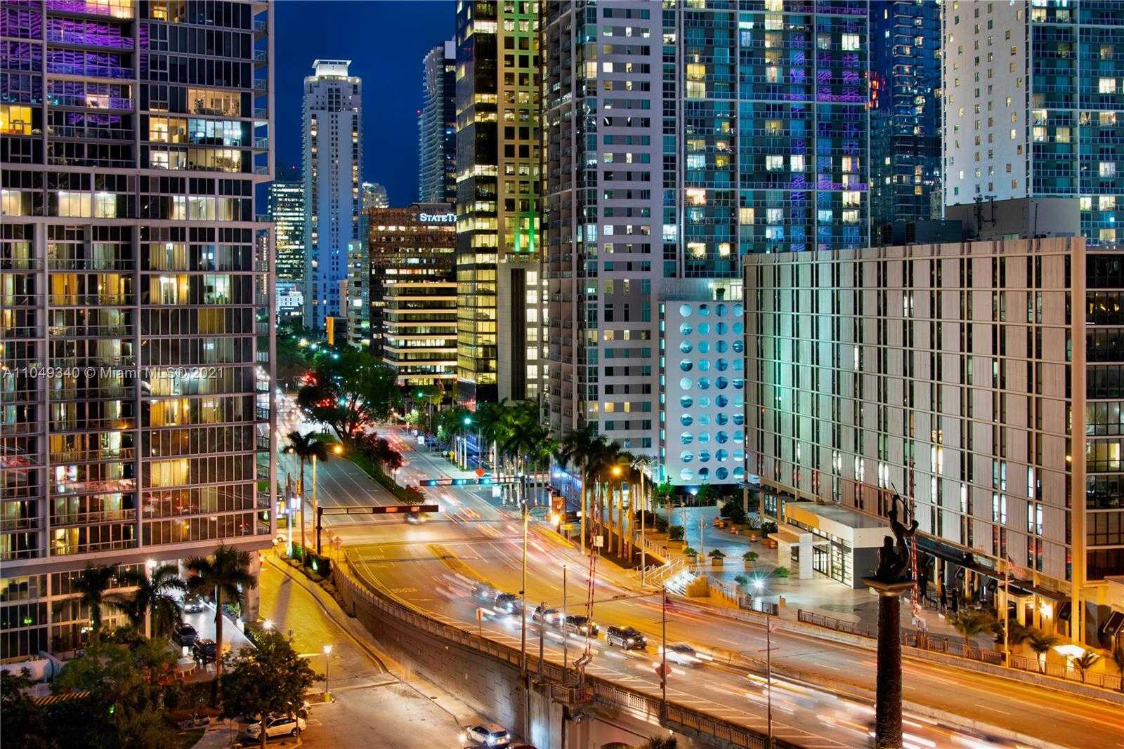 Small Image of 200 BISCAYNE BOULEVARD WAY #502, Miami Number 28