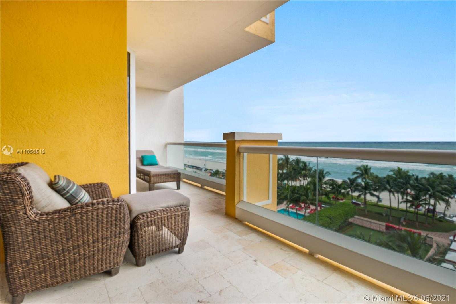 Small Image of 17875 COLLINS AVE #702, Sunny Isles Beach Number 10