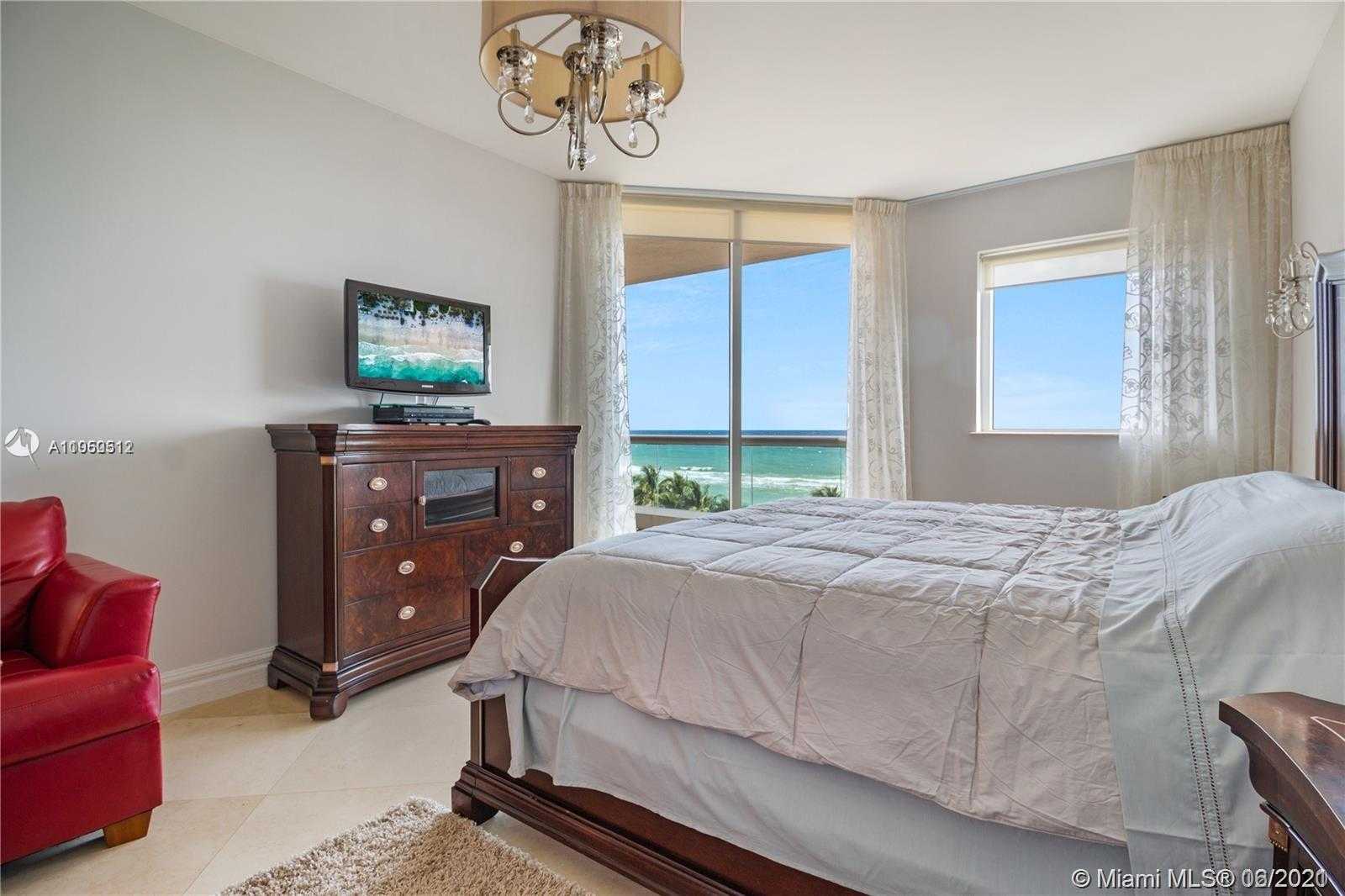 Small Image of 17875 COLLINS AVE #702, Sunny Isles Beach Number 14
