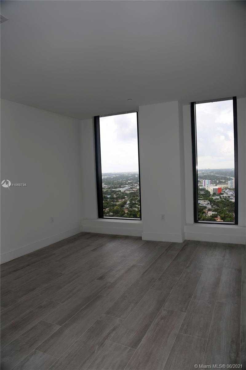Small Image of 121 NORTH EAST 34TH ST #PH3211, Miami Number 14