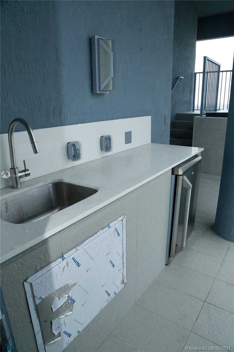 Small Image of 121 NORTH EAST 34TH ST #PH3211, Miami Number 27