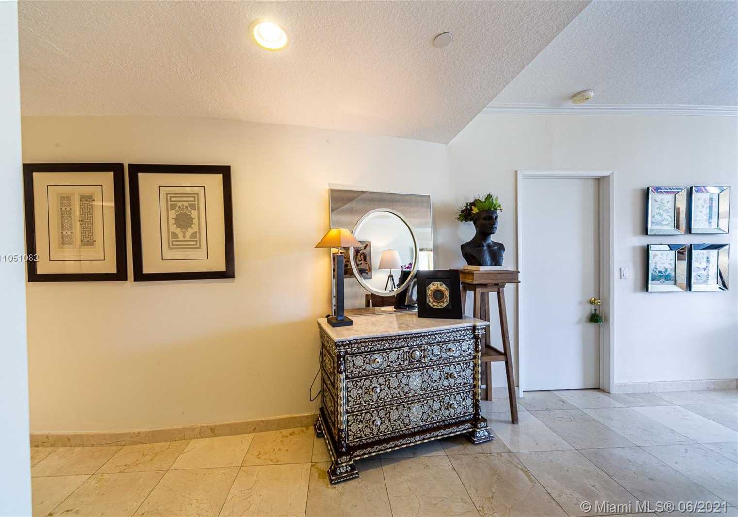 Small Image of 707 CRANDON BLVD #408, Key Biscayne Number 15