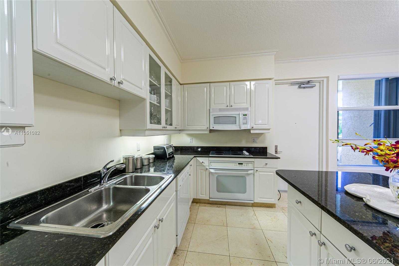 Small Image of 707 CRANDON BLVD #408, Key Biscayne Number 25