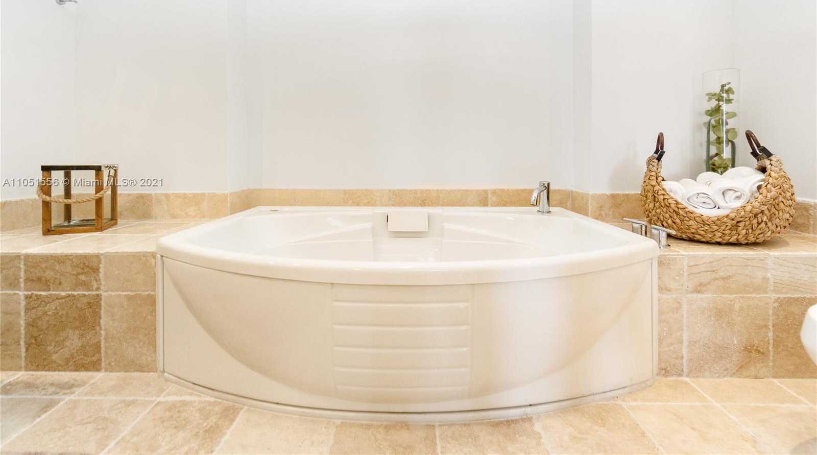 Small Image of 18201 COLLINS AVE #1906, Sunny Isles Beach Number 39