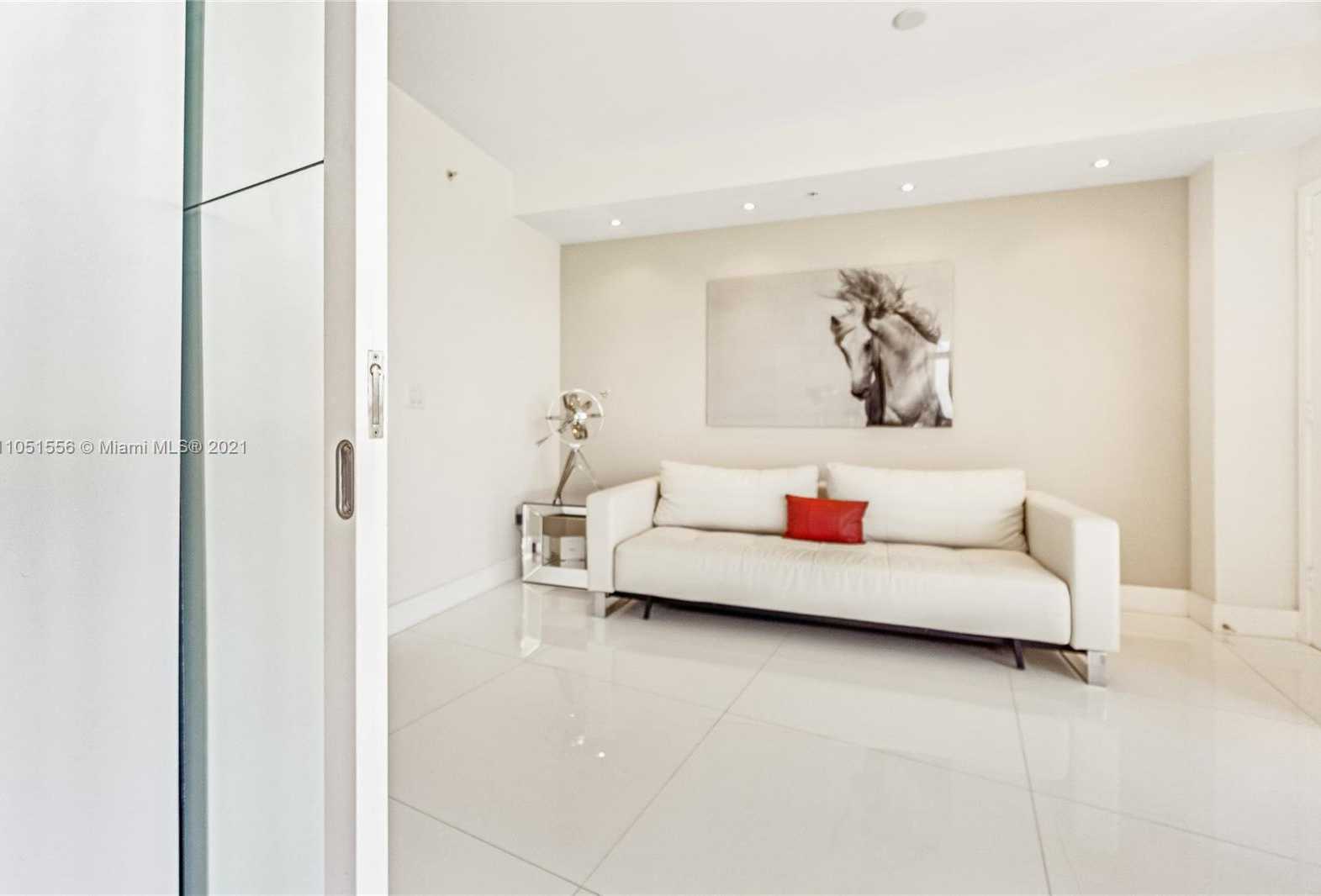 Small Image of 18201 COLLINS AVE #1906, Sunny Isles Beach Number 7