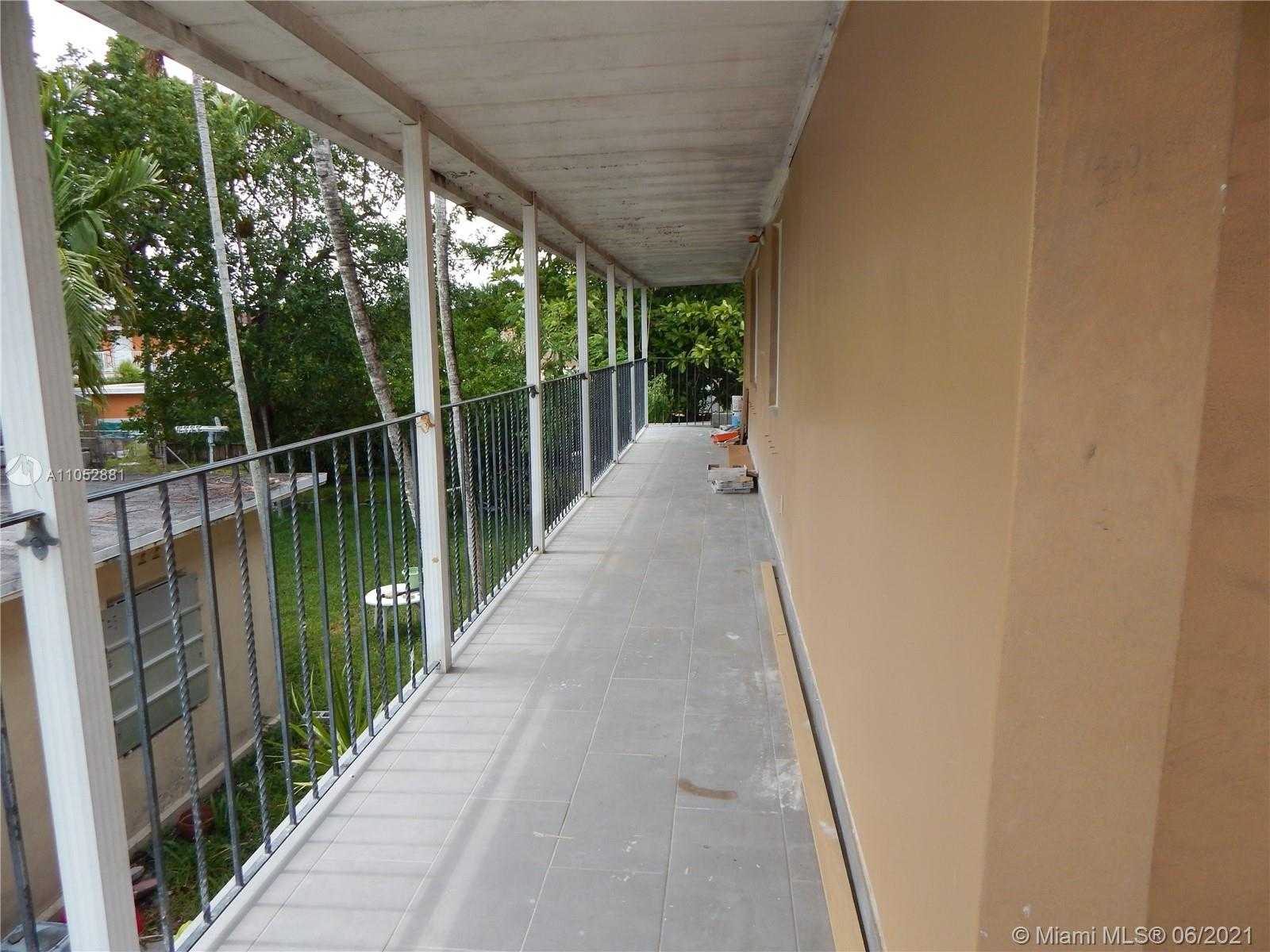 Small Image of 661 EAST 11TH PL, Hialeah Number 16
