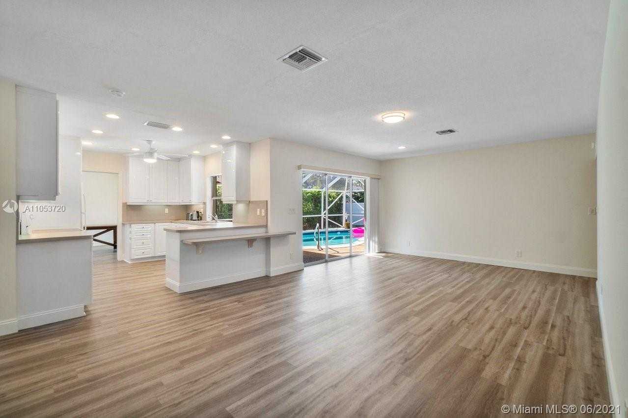 Small Image of 500 SILVER LN, Boca Raton Number 13