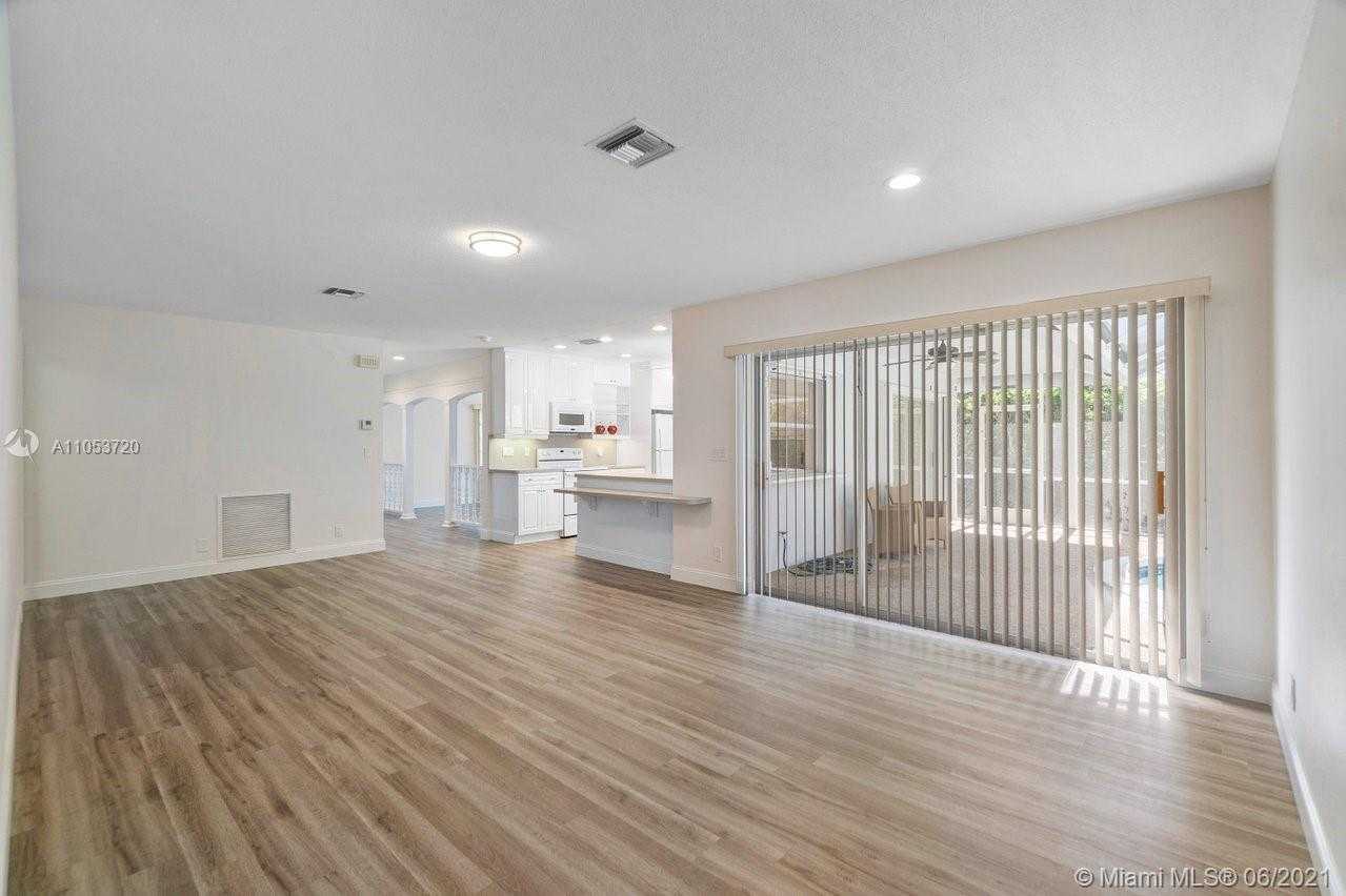 Small Image of 500 SILVER LN, Boca Raton Number 14