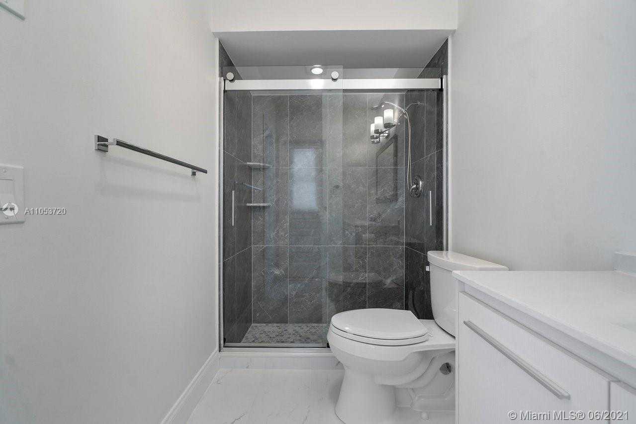 Small Image of 500 SILVER LN, Boca Raton Number 25
