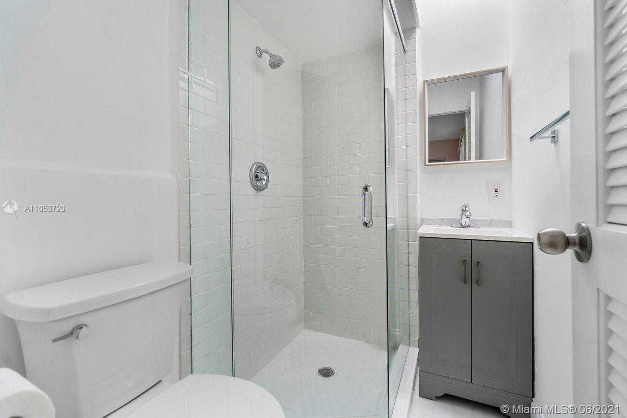 Small Image of 500 SILVER LN, Boca Raton Number 26