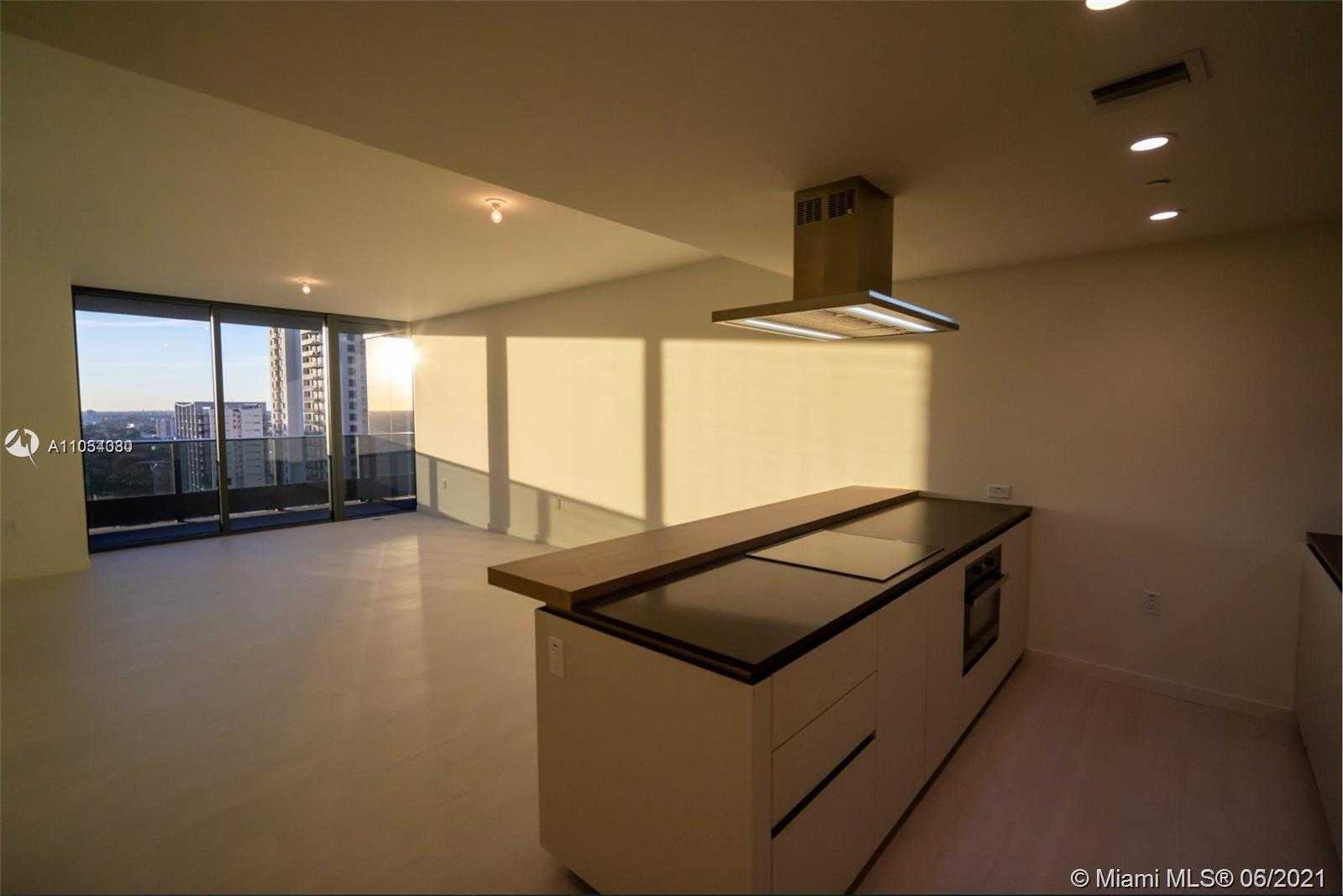 Small Image of 1000 BRICKELL PLZ #2706, Miami Number 2