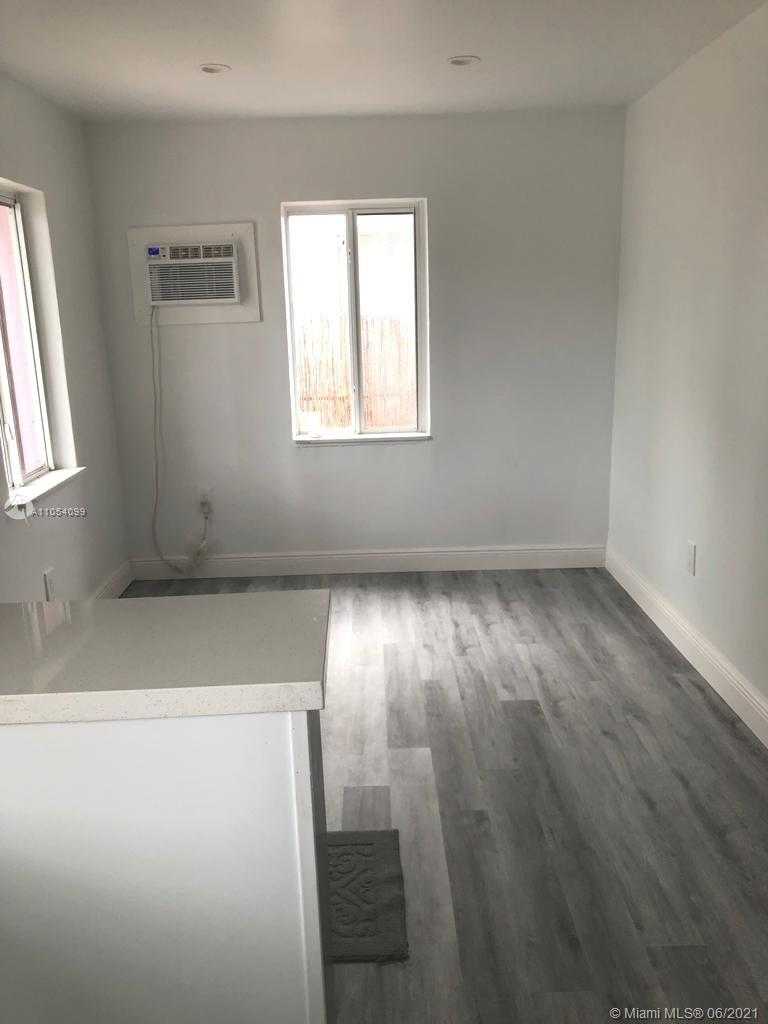 Small Image of 39 SOUTH EAST 12TH ST, Dania Beach Number 21