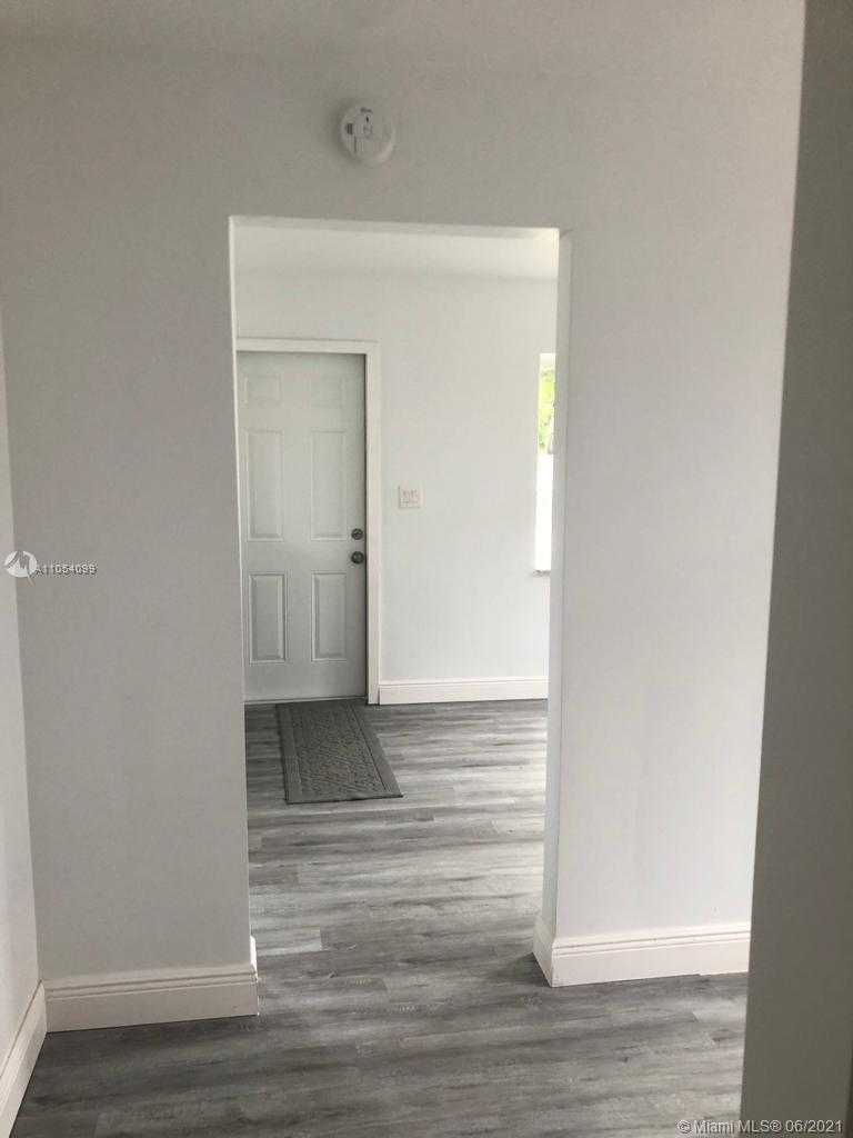 Small Image of 39 SOUTH EAST 12TH ST, Dania Beach Number 29