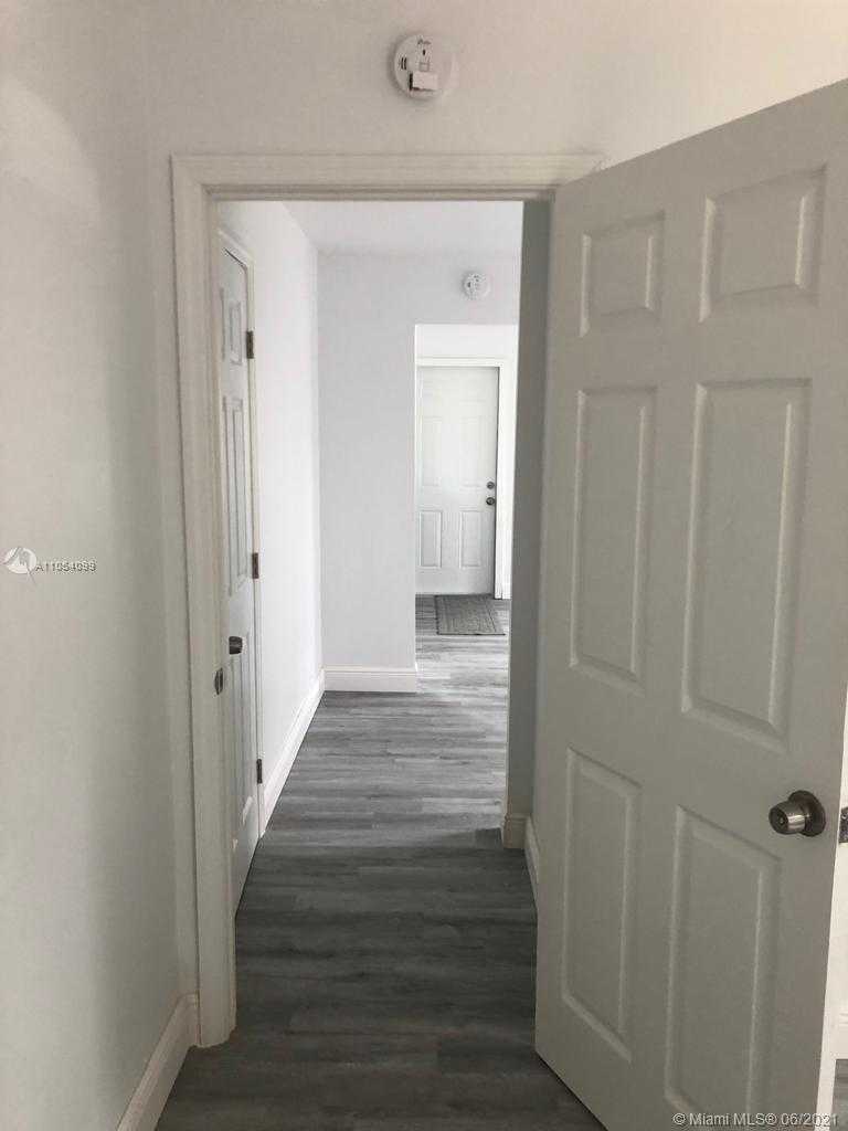Small Image of 39 SOUTH EAST 12TH ST, Dania Beach Number 31
