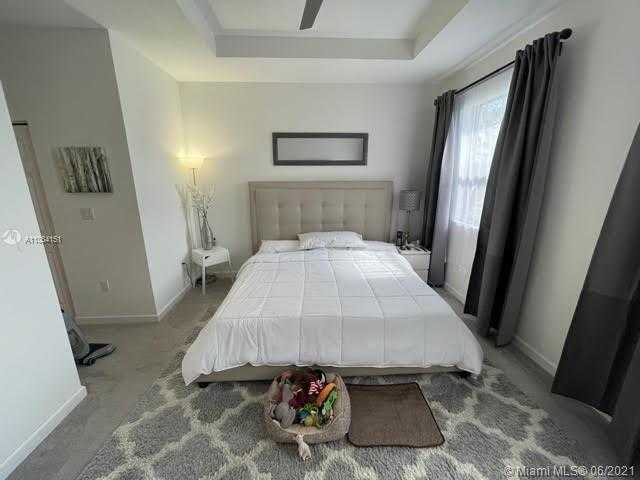 Small Image of 1524 SOUTH WEST 28TH ST #1524, Fort Lauderdale Number 10