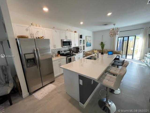 Small Image of 1524 SOUTH WEST 28TH ST #1524, Fort Lauderdale Number 5