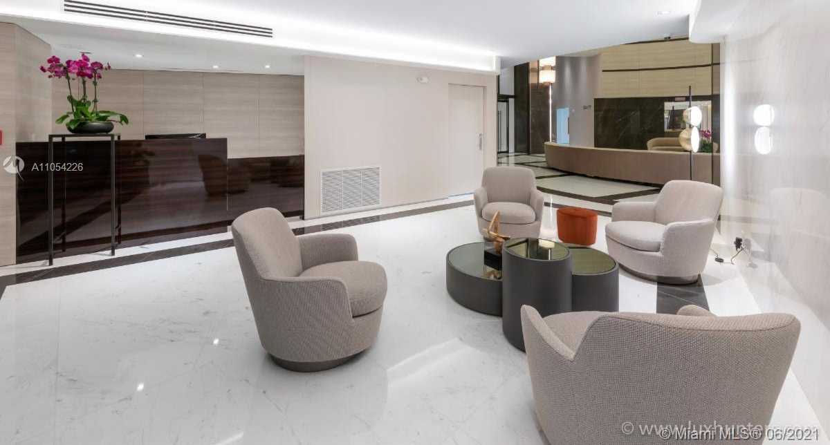 Small Image of 300 SOUTH POINTE DR #806, Miami Beach Number 18
