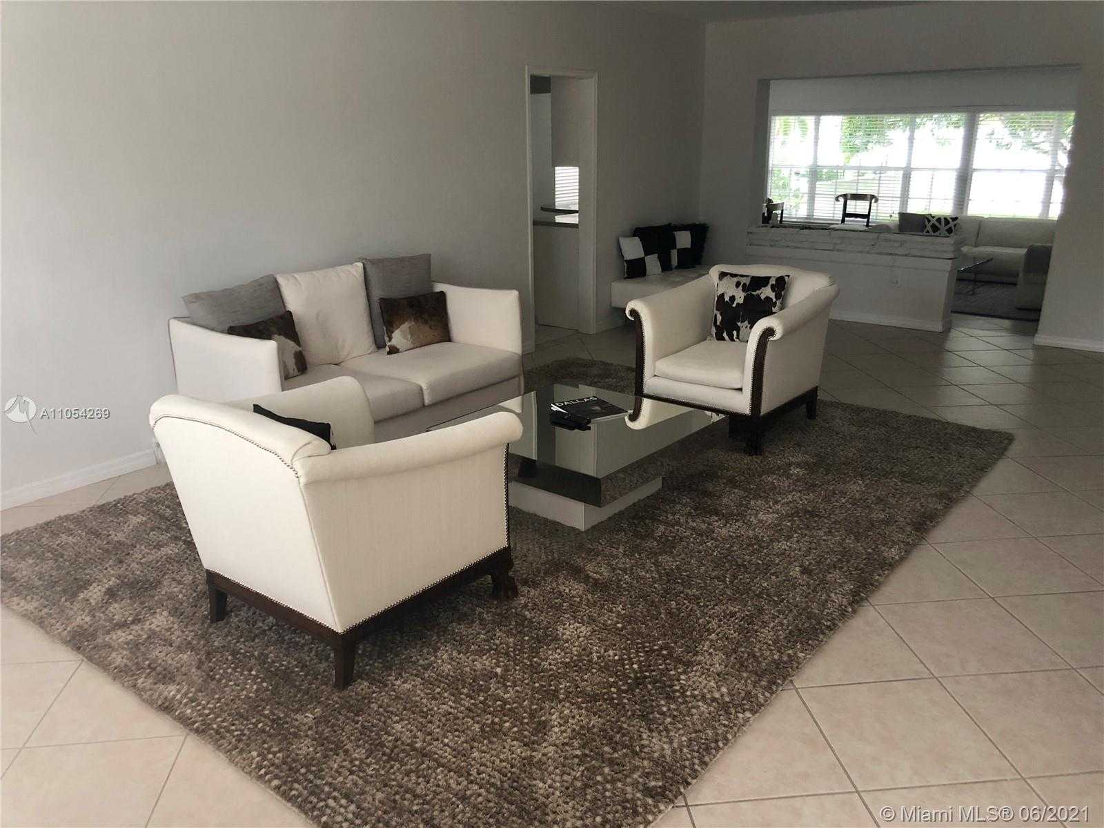 Small Image of 1111 STILLWATER DR, Miami Beach Number 6