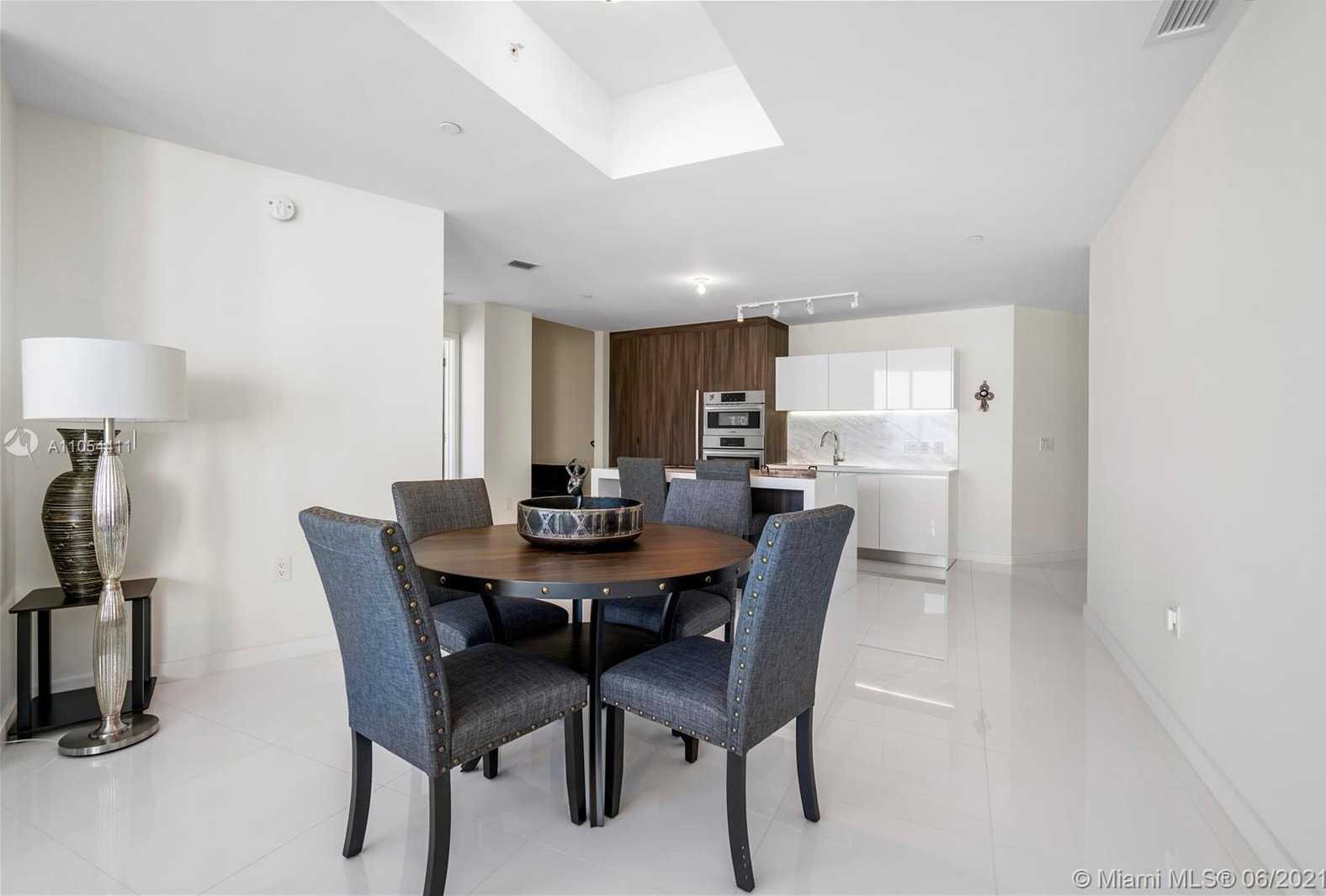 Small Image of 851 NORTH EAST 1ST AVE #2409, Miami Number 17