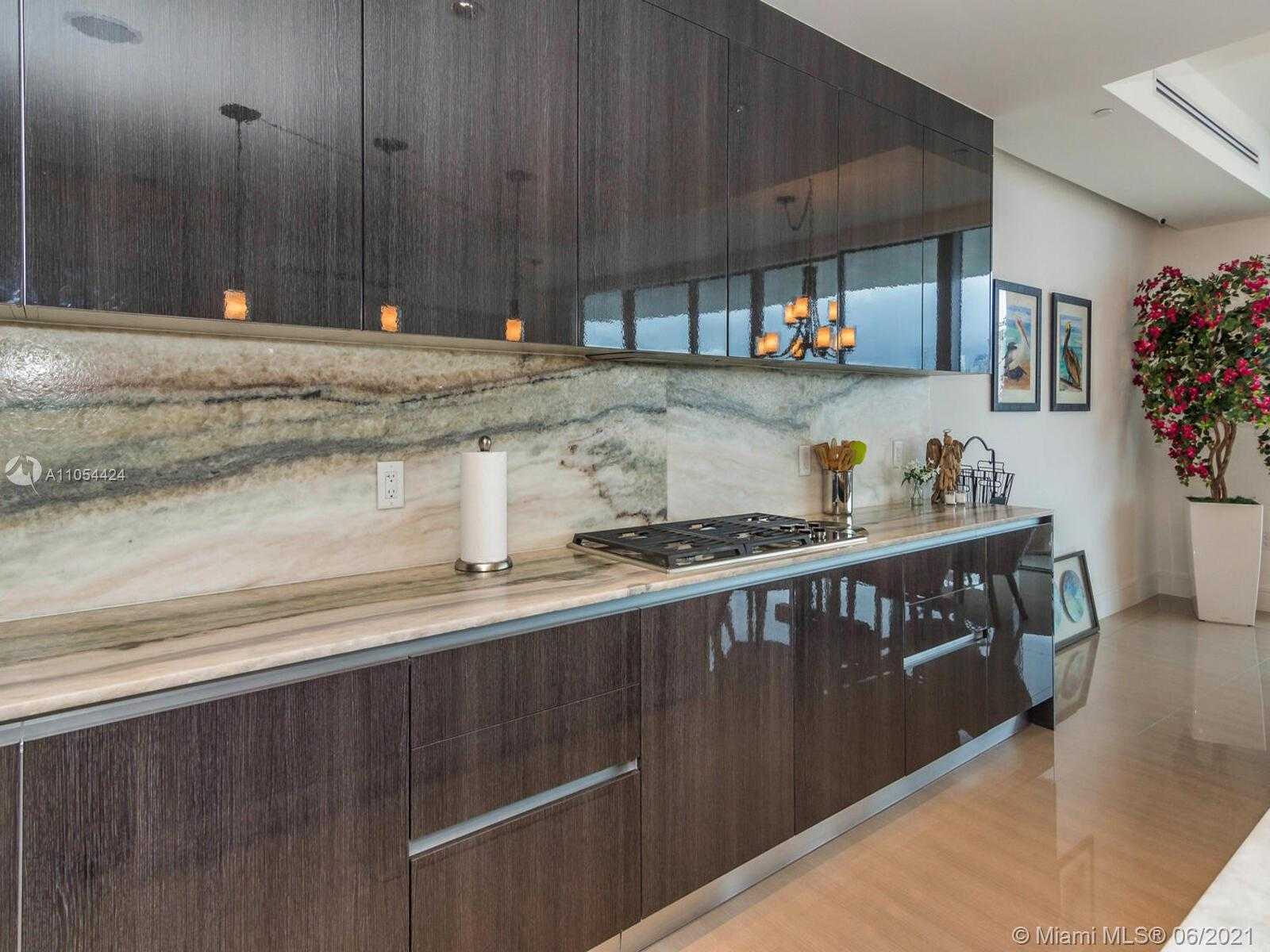 Small Image of 3300 NORTH EAST 188TH ST #817, Aventura Number 26