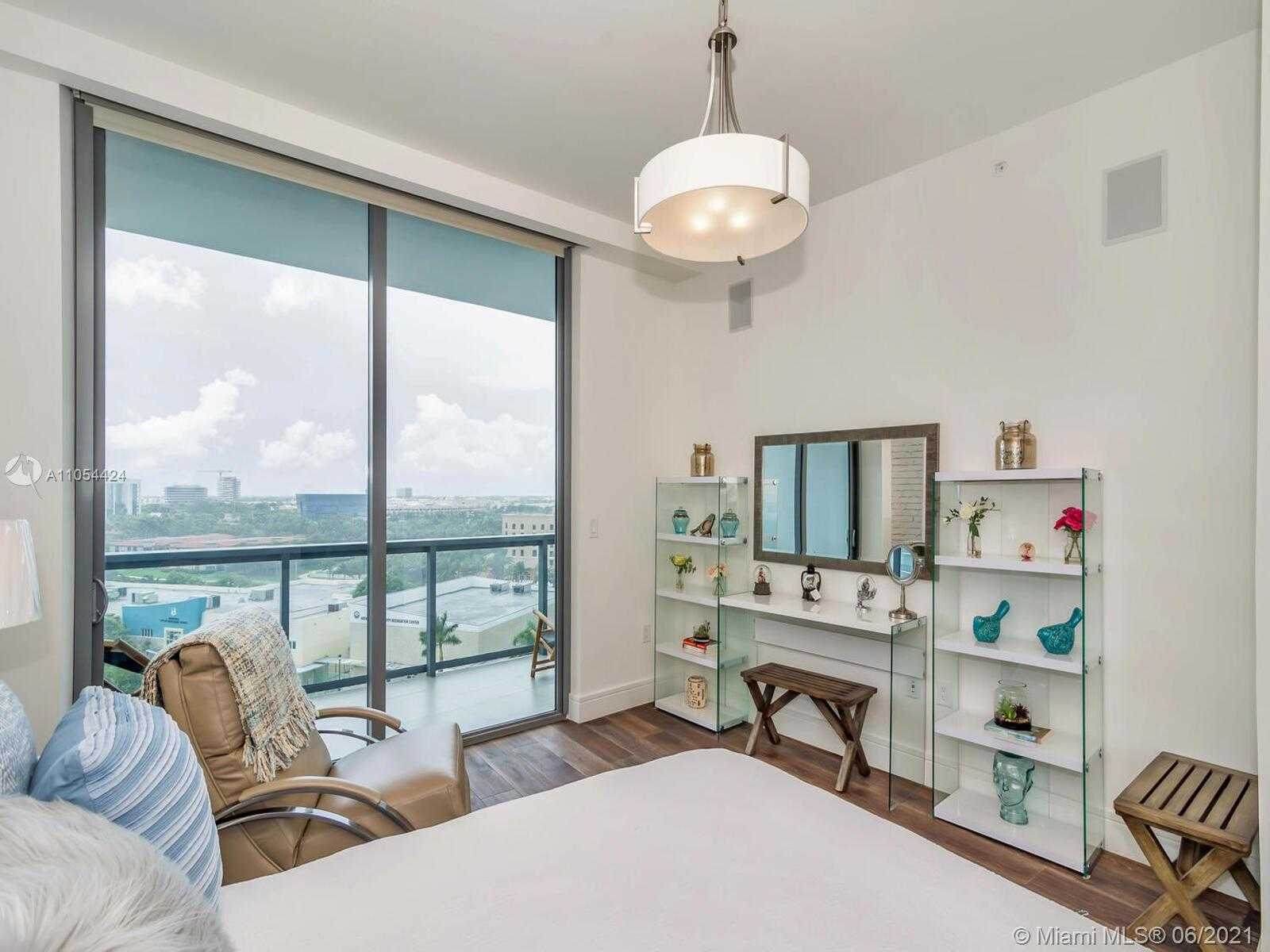 Small Image of 3300 NORTH EAST 188TH ST #817, Aventura Number 37