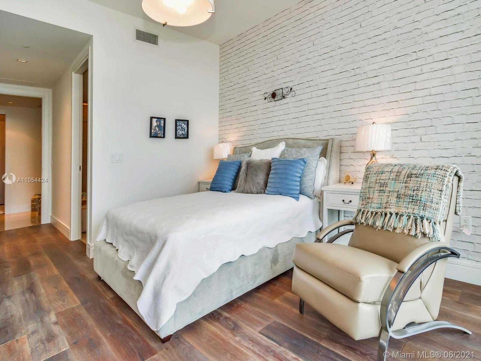 Small Image of 3300 NORTH EAST 188TH ST #817, Aventura Number 38