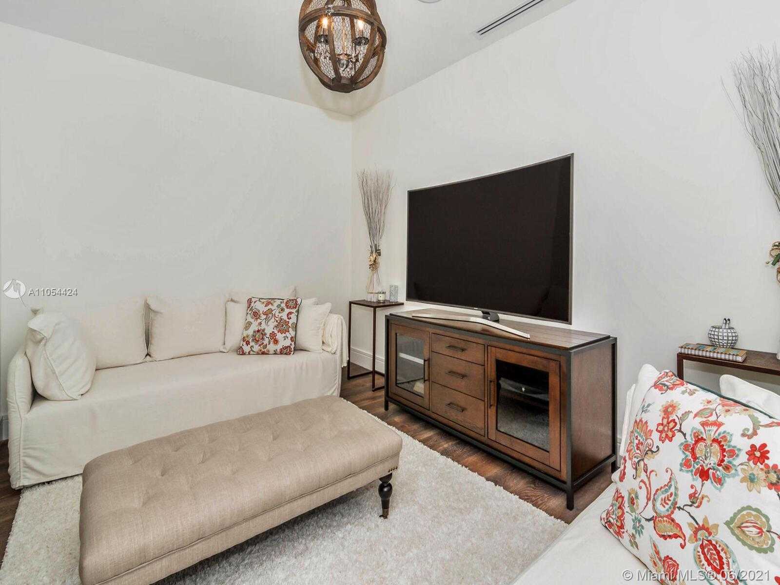 Small Image of 3300 NORTH EAST 188TH ST #817, Aventura Number 43