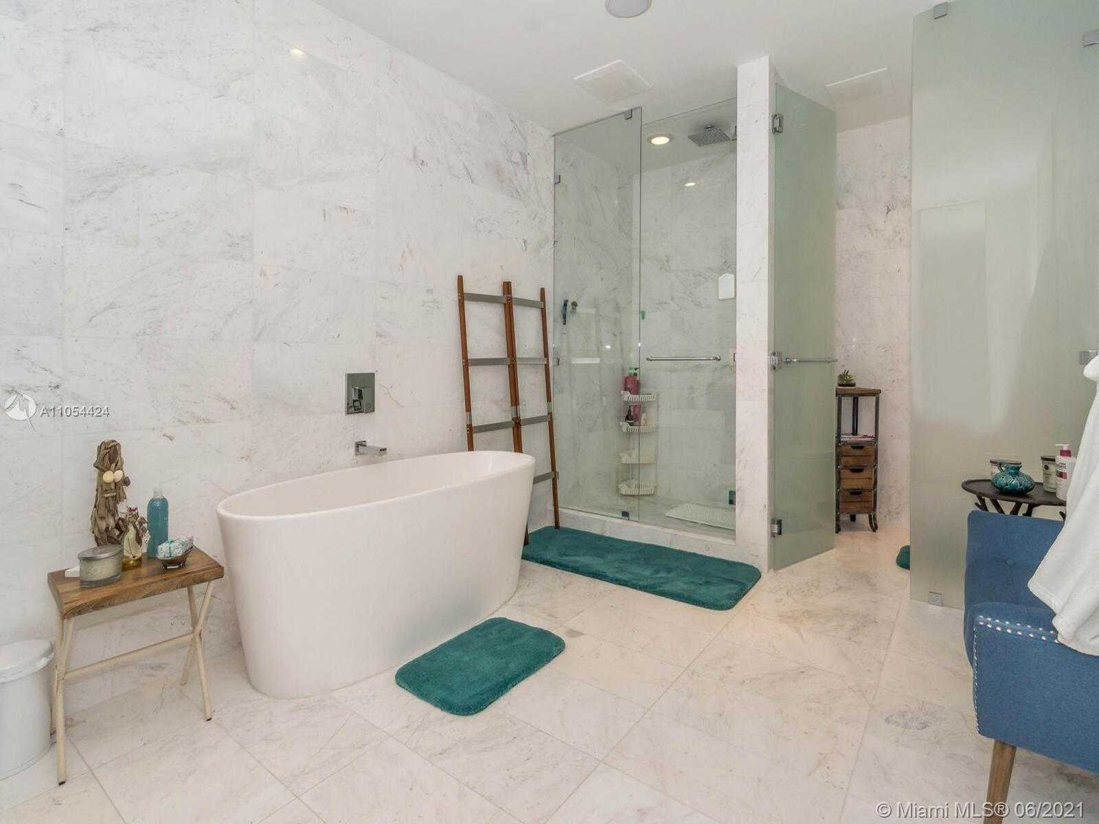 Small Image of 3300 NORTH EAST 188TH ST #817, Aventura Number 54