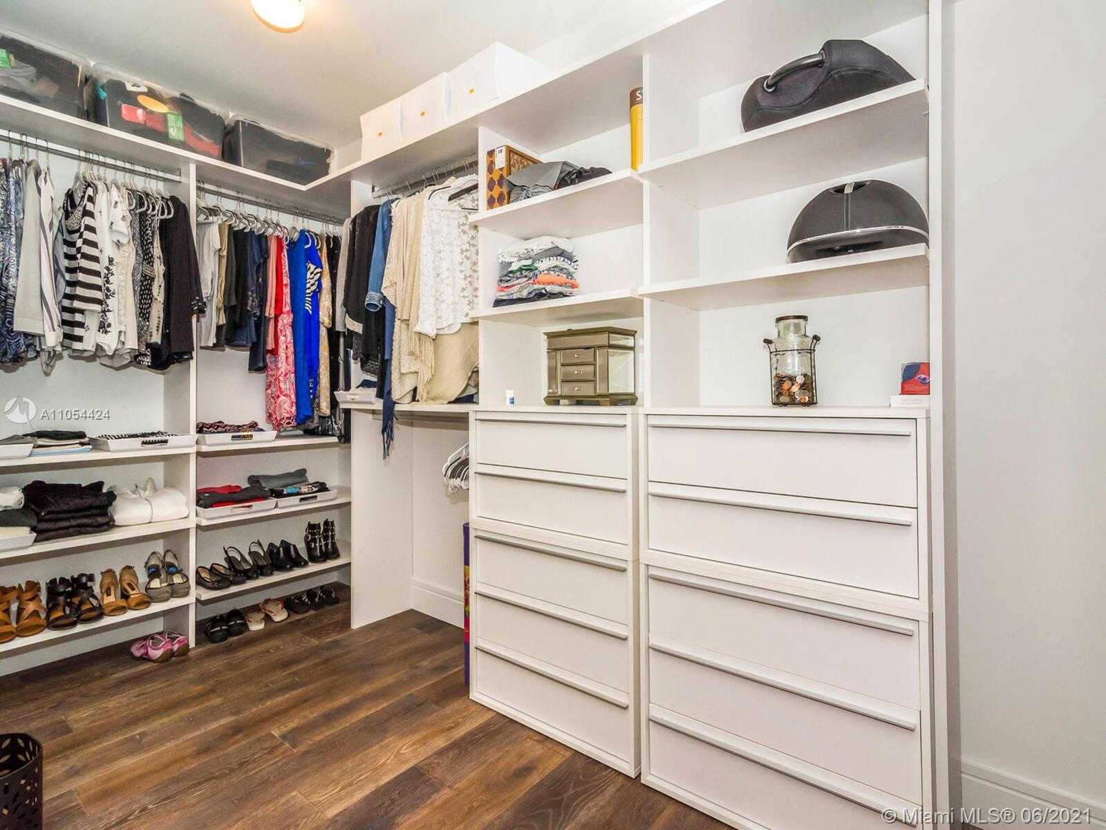 Small Image of 3300 NORTH EAST 188TH ST #817, Aventura Number 55