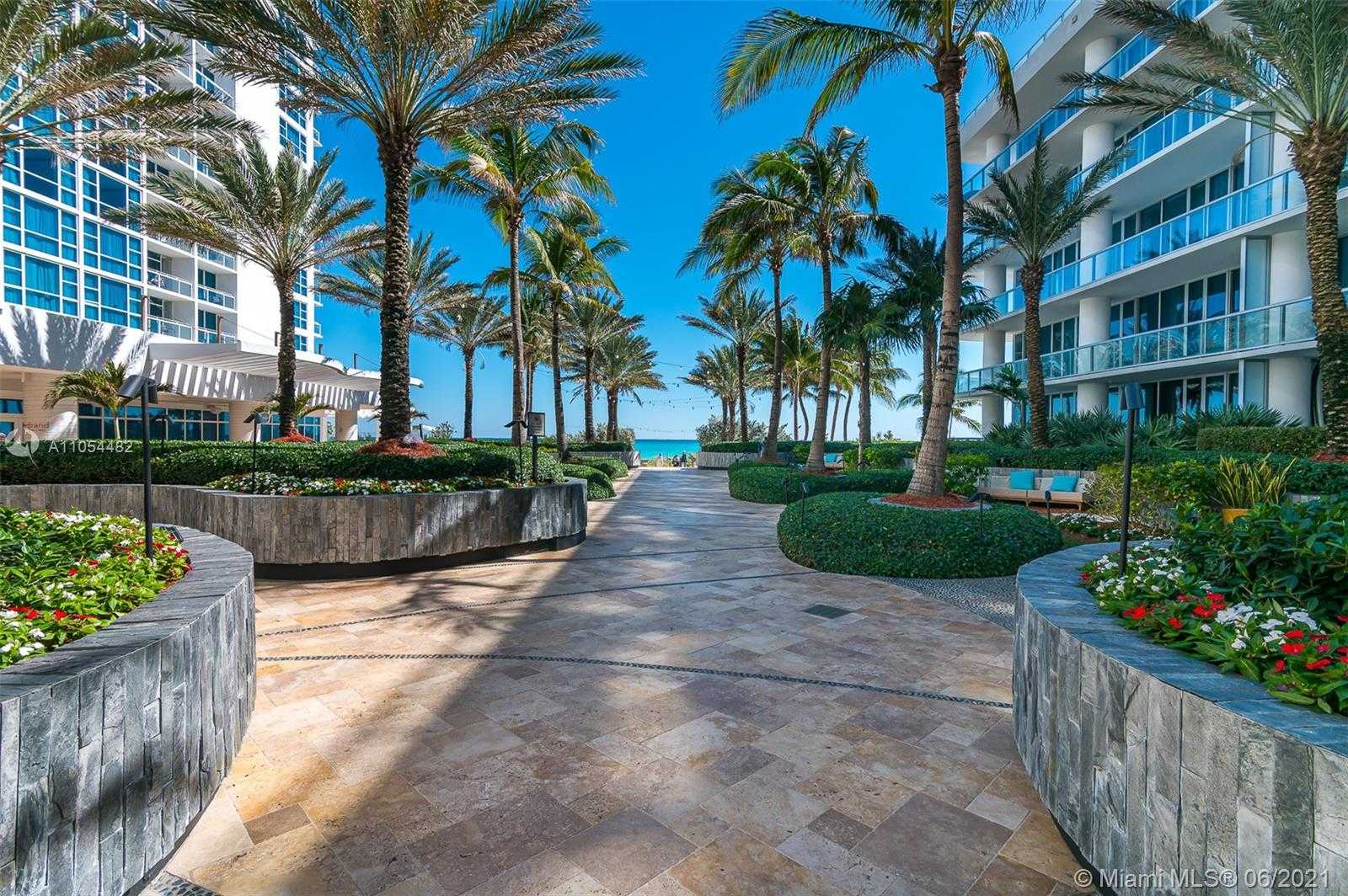 Small Image of 6801 COLLINS AVE #C1411, Miami Beach Number 9