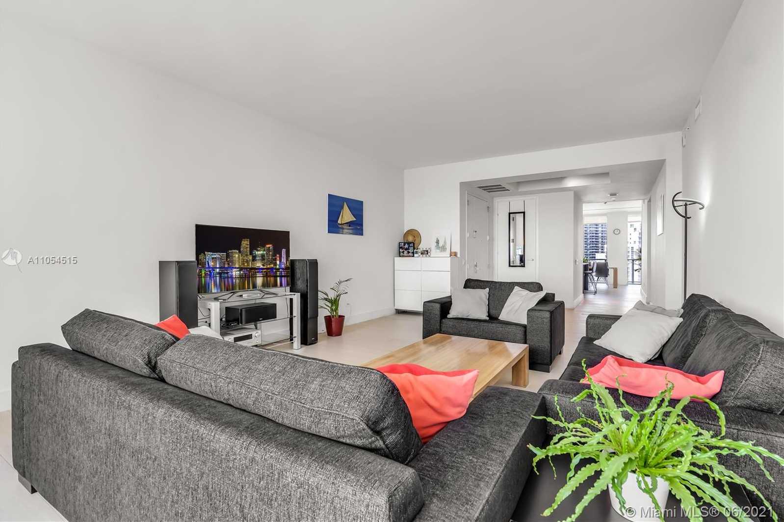 Small Image of 1300 BRICKELL BAY DR #4104, Miami Number 15