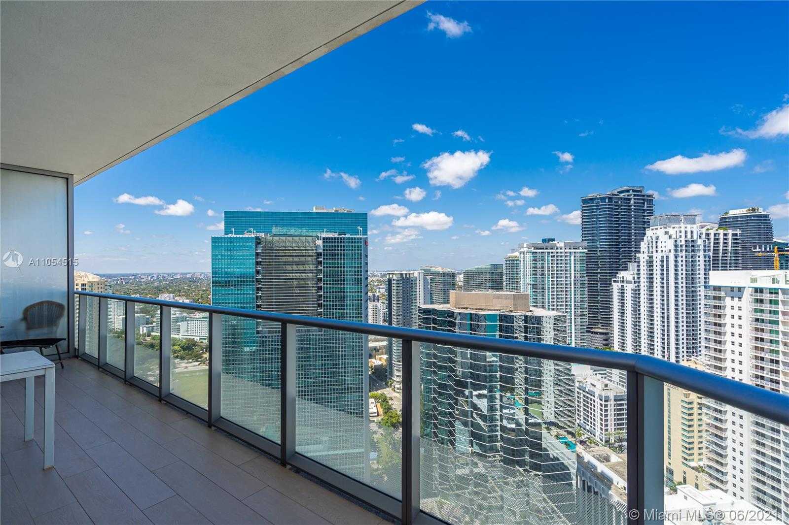 Small Image of 1300 BRICKELL BAY DR #4104, Miami Number 29