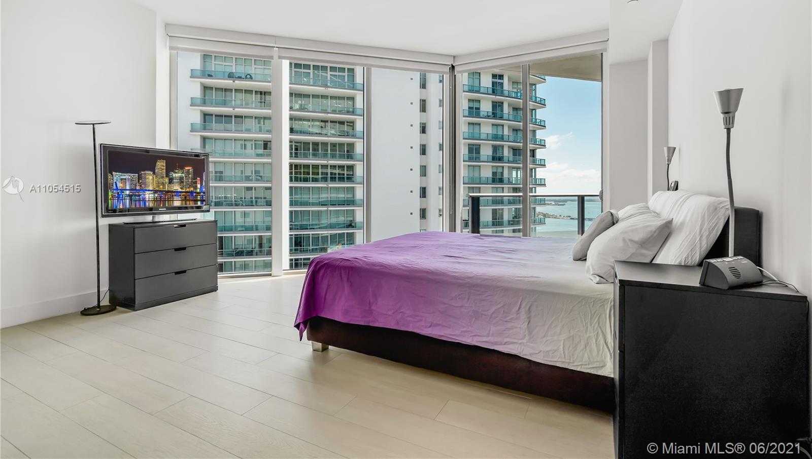Small Image of 1300 BRICKELL BAY DR #4104, Miami Number 35