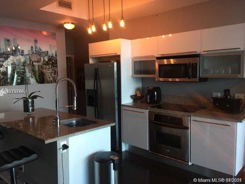 Small Image of 888 BISCAYNE BLVD #4900, Miami Number 13