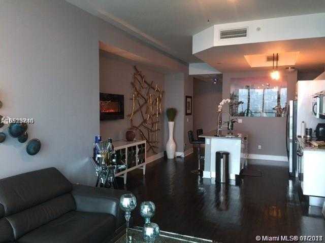 Small Image of 888 BISCAYNE BLVD #4900, Miami Number 5