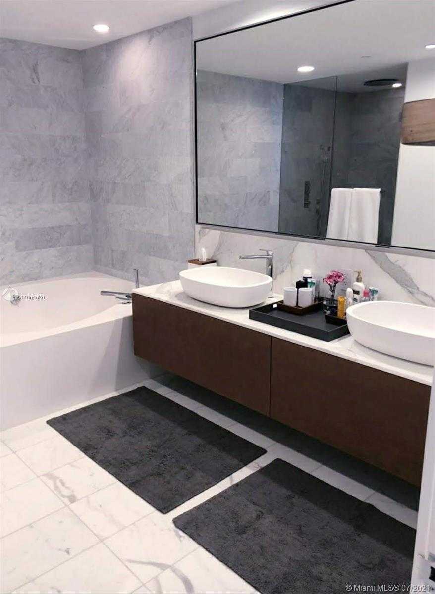 Small Image of 10203 COLLINS AVE #502, Bal Harbour Number 13