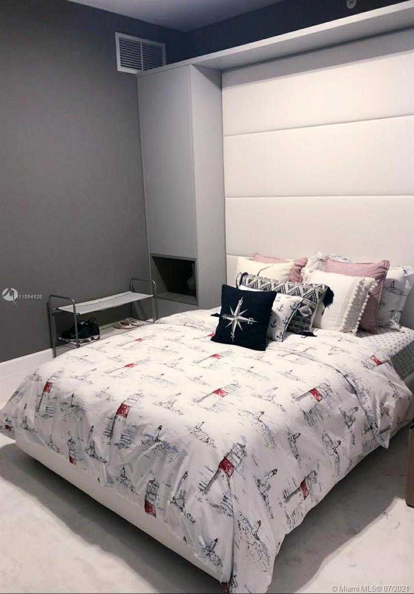 Small Image of 10203 COLLINS AVE #502, Bal Harbour Number 15