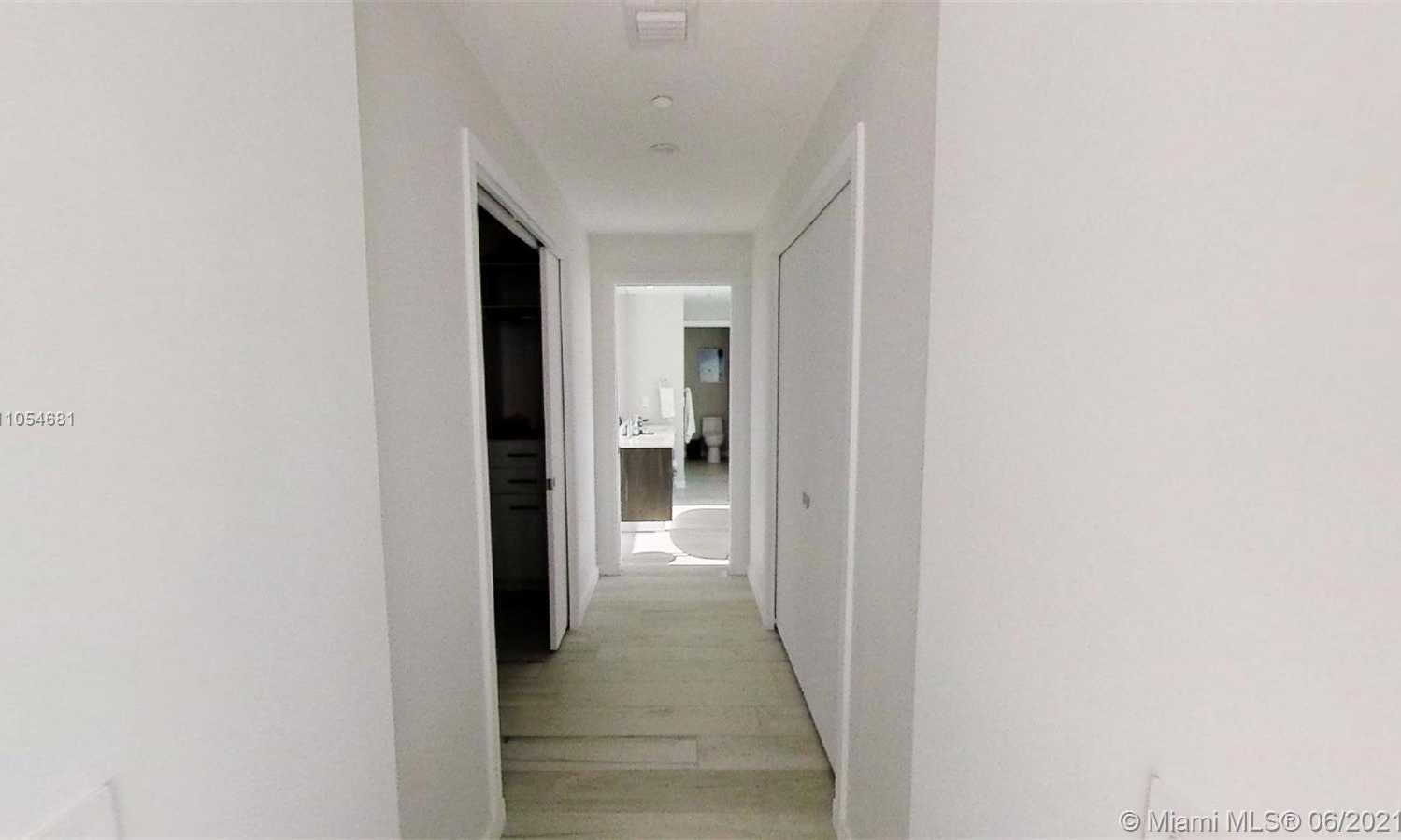 Small Image of 480 NORTH EAST 31 ST #4907, Miami Number 43