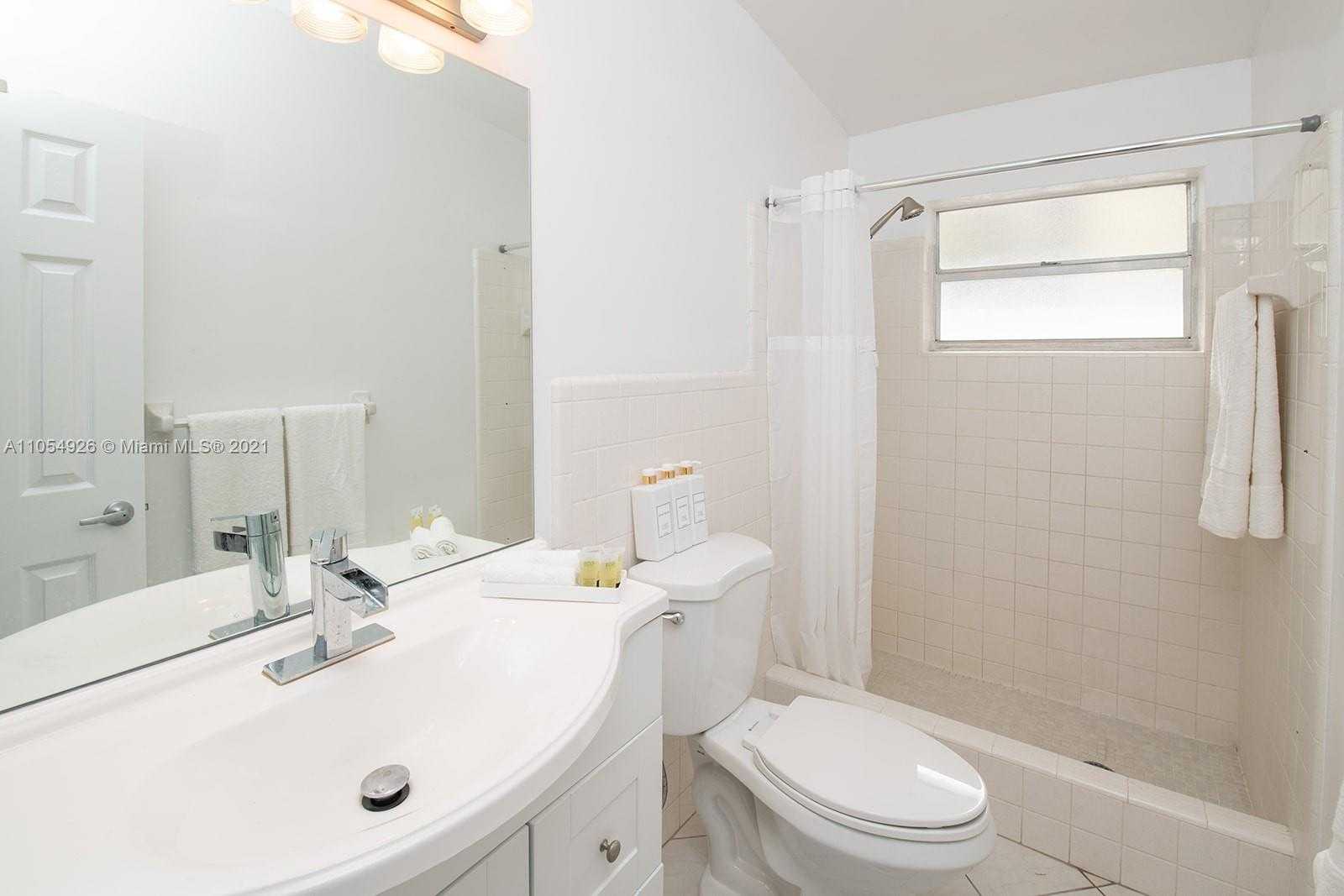 Small Image of 2738 NORTH EAST 29TH ST, Lighthouse Point Number 17