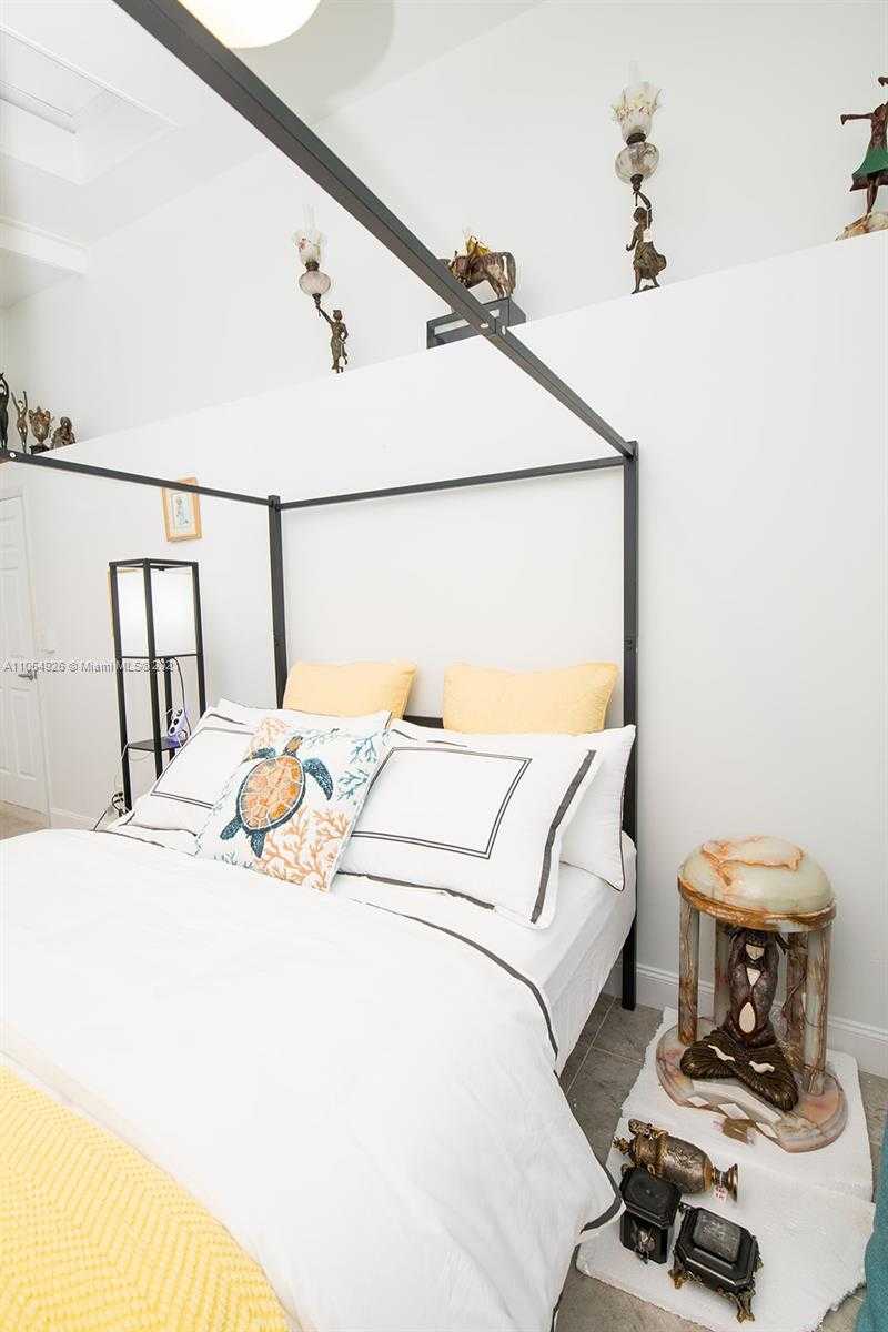 Small Image of 2738 NORTH EAST 29TH ST, Lighthouse Point Number 33