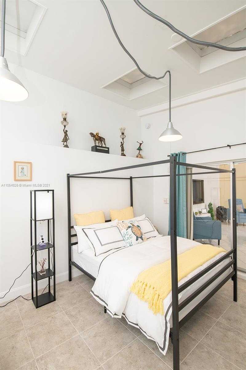Small Image of 2738 NORTH EAST 29TH ST, Lighthouse Point Number 34
