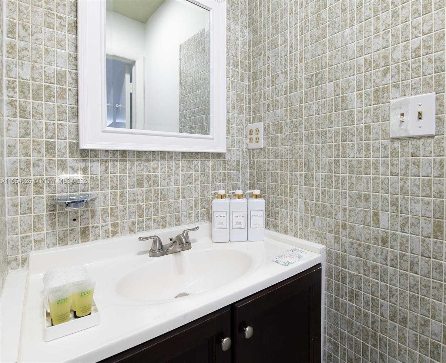 Small Image of 2738 NORTH EAST 29TH ST, Lighthouse Point Number 46