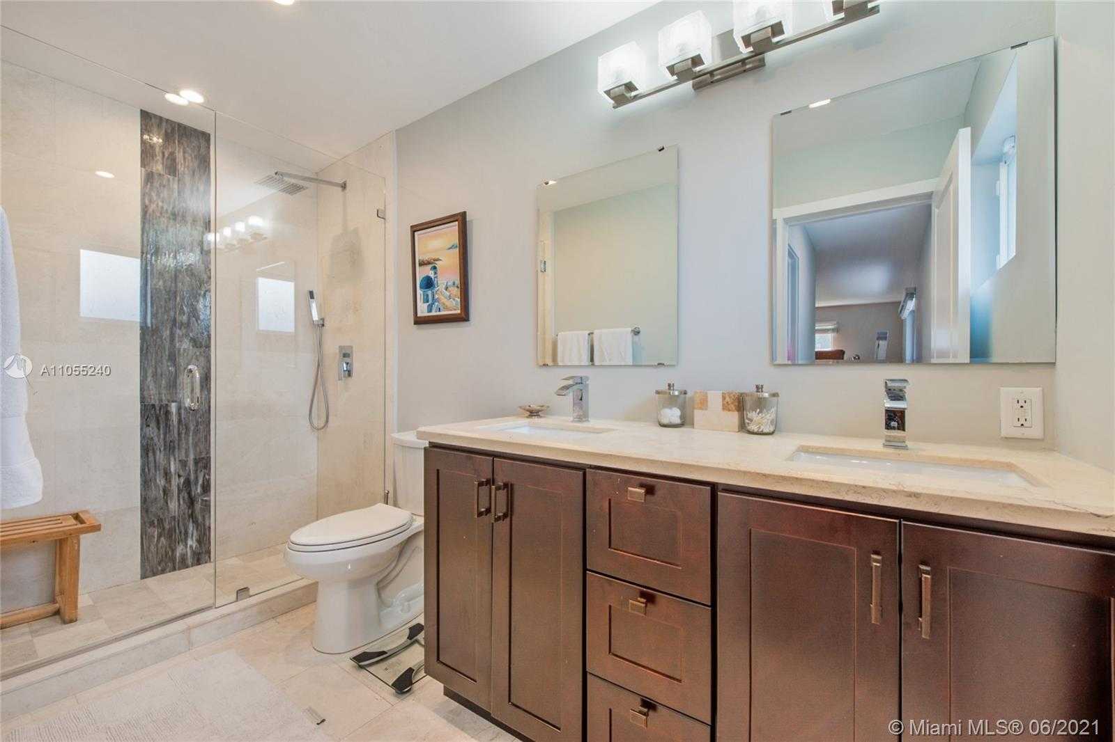 Small Image of 6560 SOUTH WEST 26TH ST, Miami Number 6