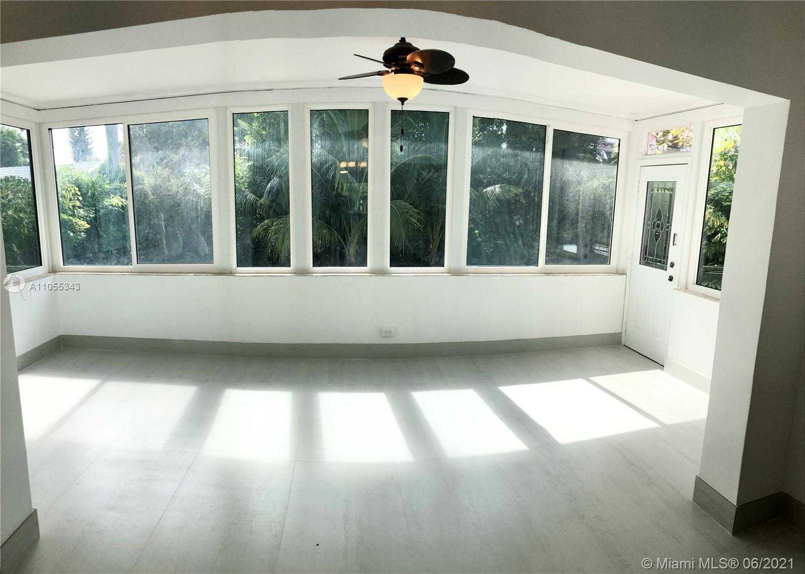 Small Image of 9073 FROUDE AVE #., Surfside Number 3
