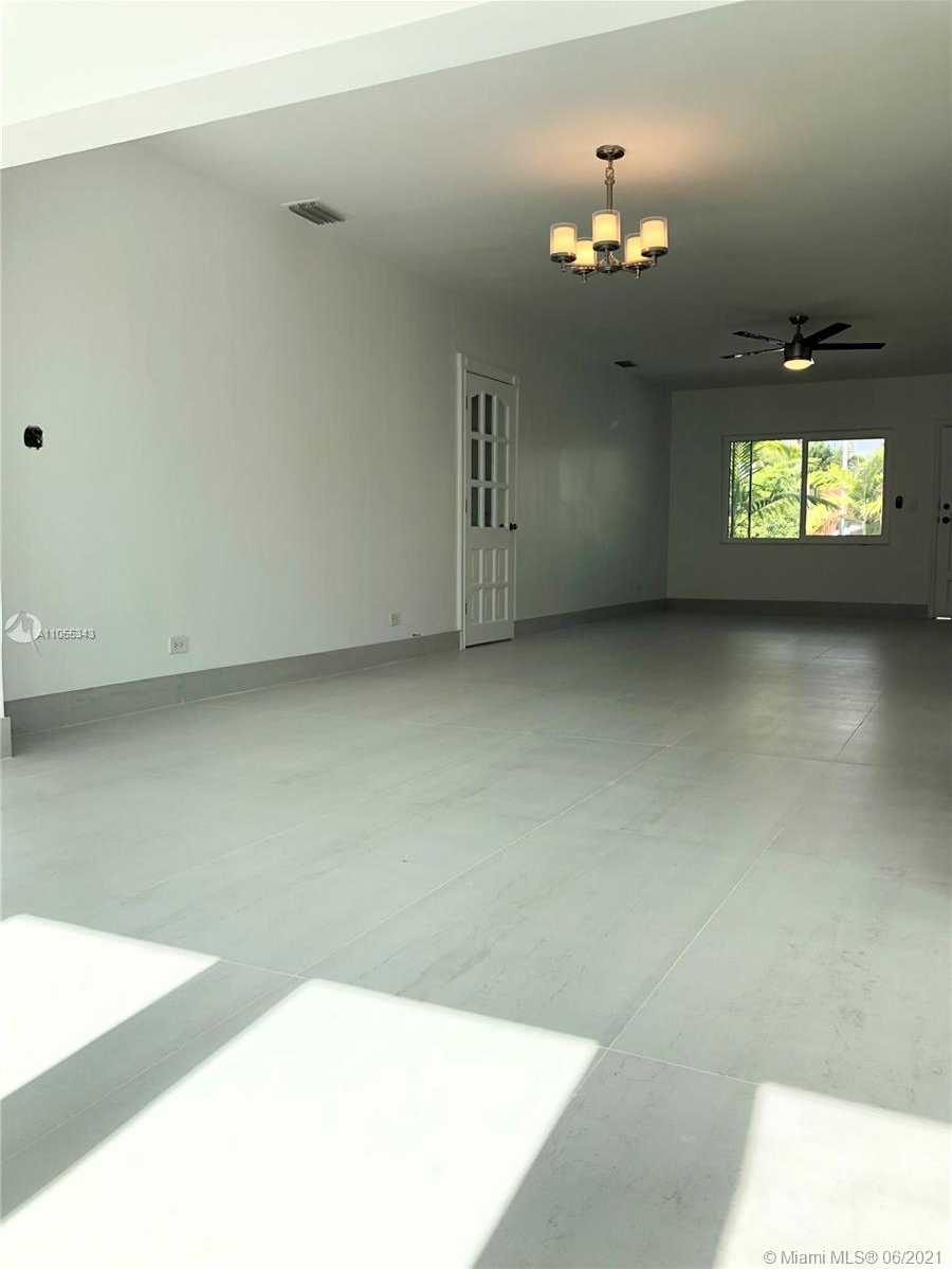 Small Image of 9073 FROUDE AVE #., Surfside Number 4