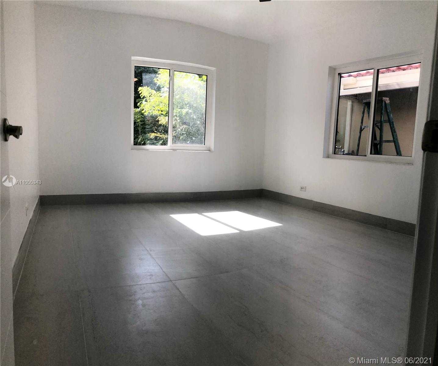 Small Image of 9073 FROUDE AVE #., Surfside Number 5