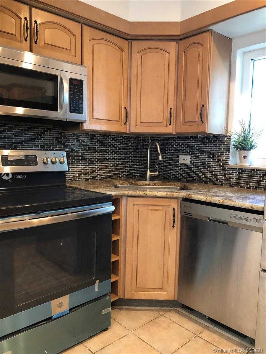 Small Image of 9073 FROUDE AVE #., Surfside Number 7